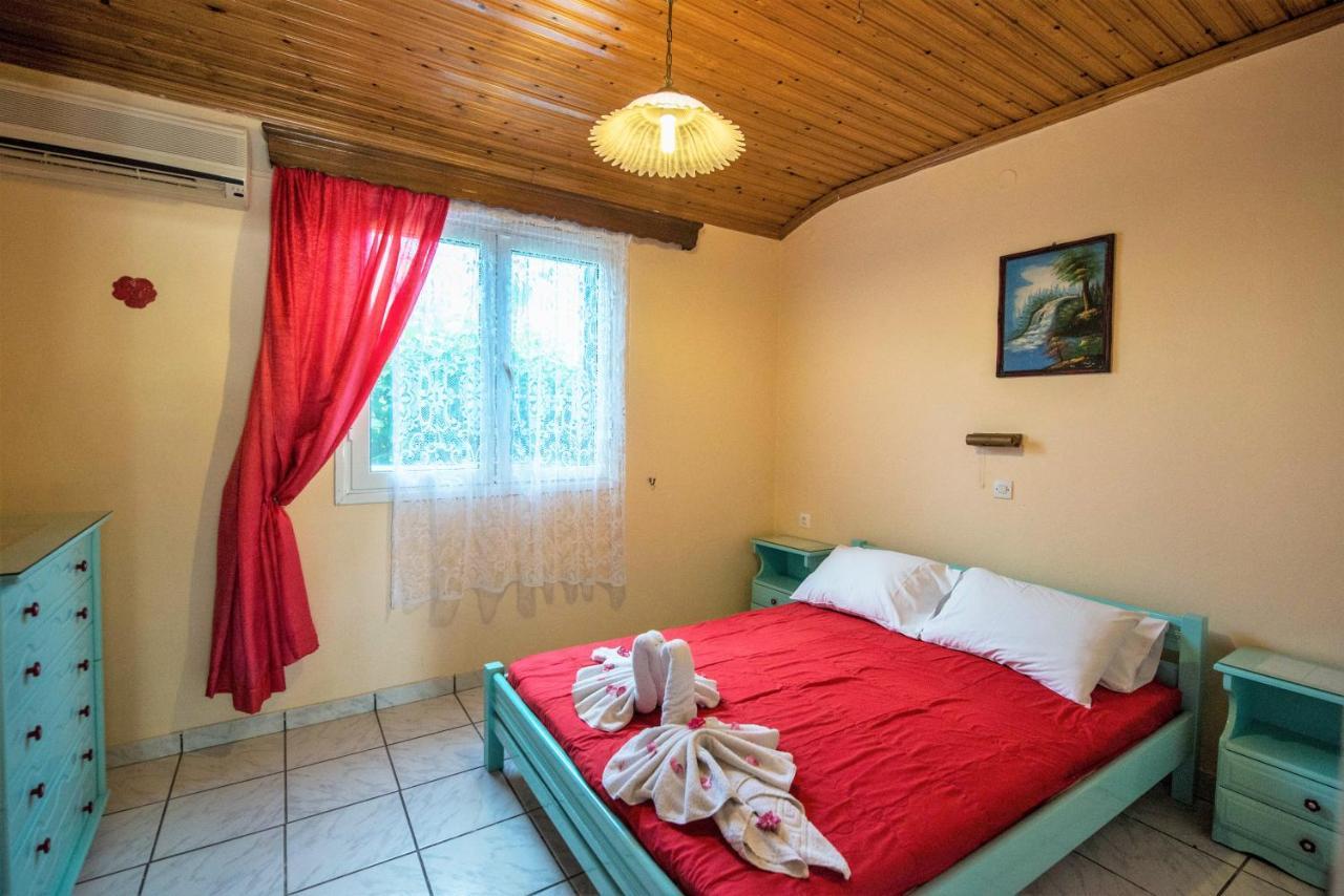 Villa Eleni Holidays Resort With Swimming Pool, Sidárion Dış mekan fotoğraf