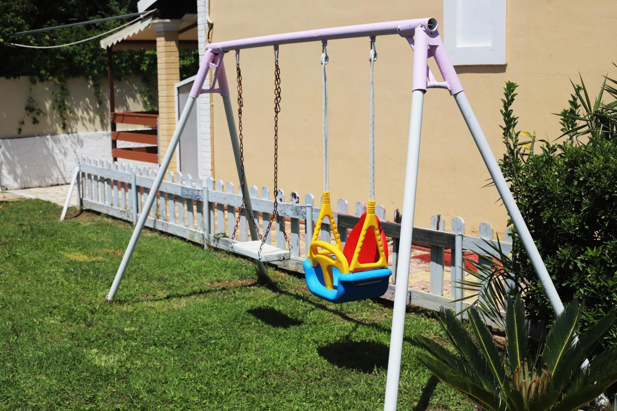 Villa Eleni Holidays Resort With Swimming Pool, Sidárion Dış mekan fotoğraf