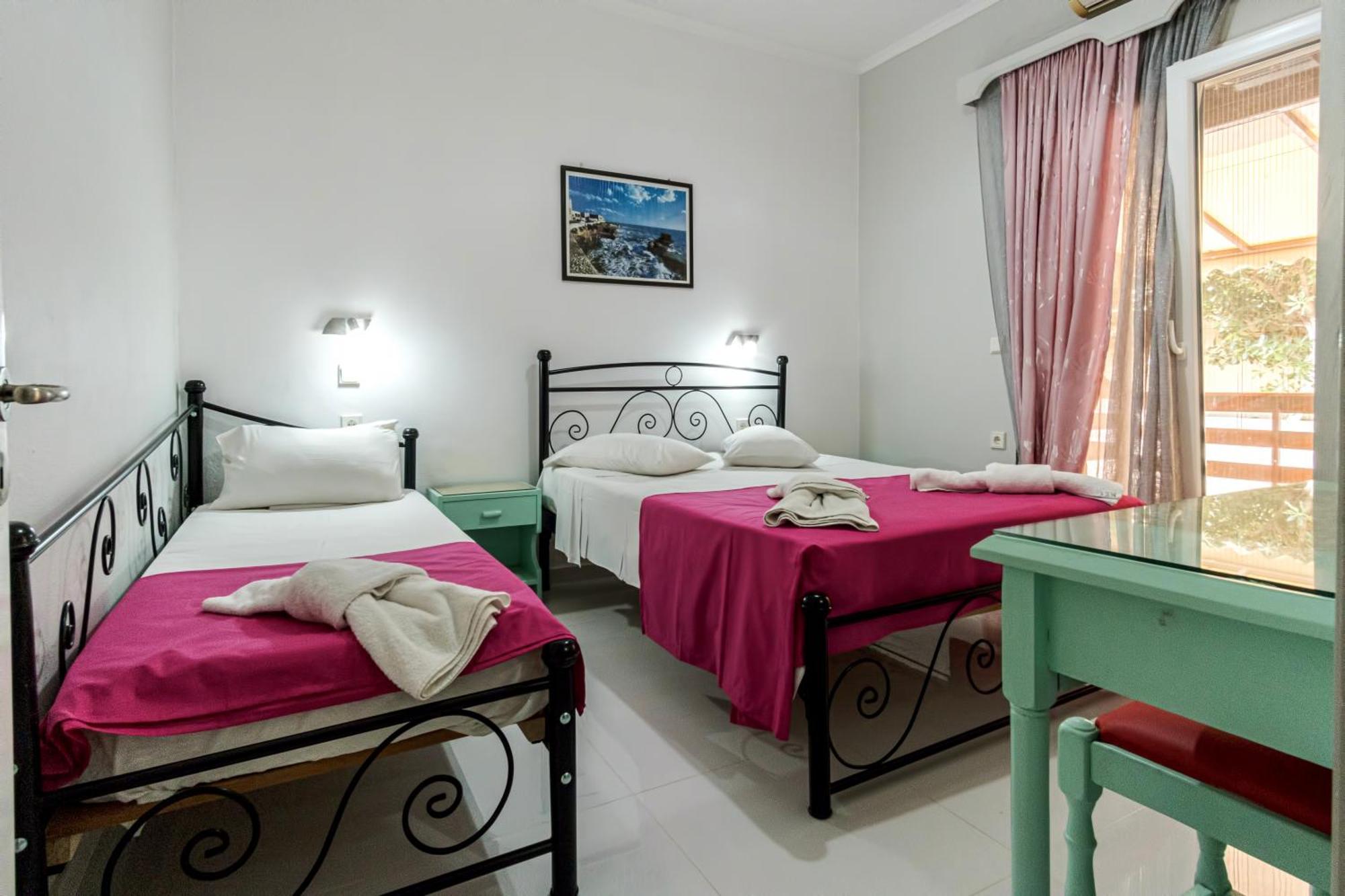 Villa Eleni Holidays Resort With Swimming Pool, Sidárion Dış mekan fotoğraf
